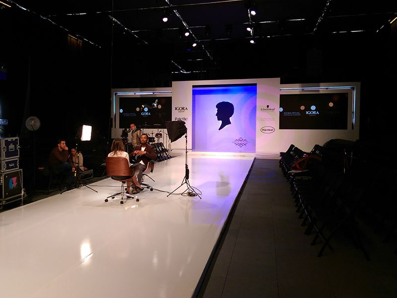 escenografia somos color henkel